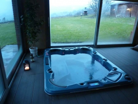 Гидромассажный бассейн Sunrans SR832